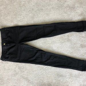 Black Low-Rise American Eagle Skinny Jeans